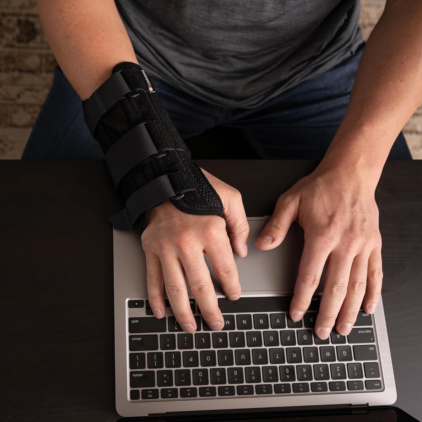 Deluxe 3-Strap Wrist Brace – Adjustable Support for Carpal Tunnel, Fractures, Tendonitis, and Post-Op Recovery – Lightweight, Breathable Design for Day and Night Use (S/M, Left hand)